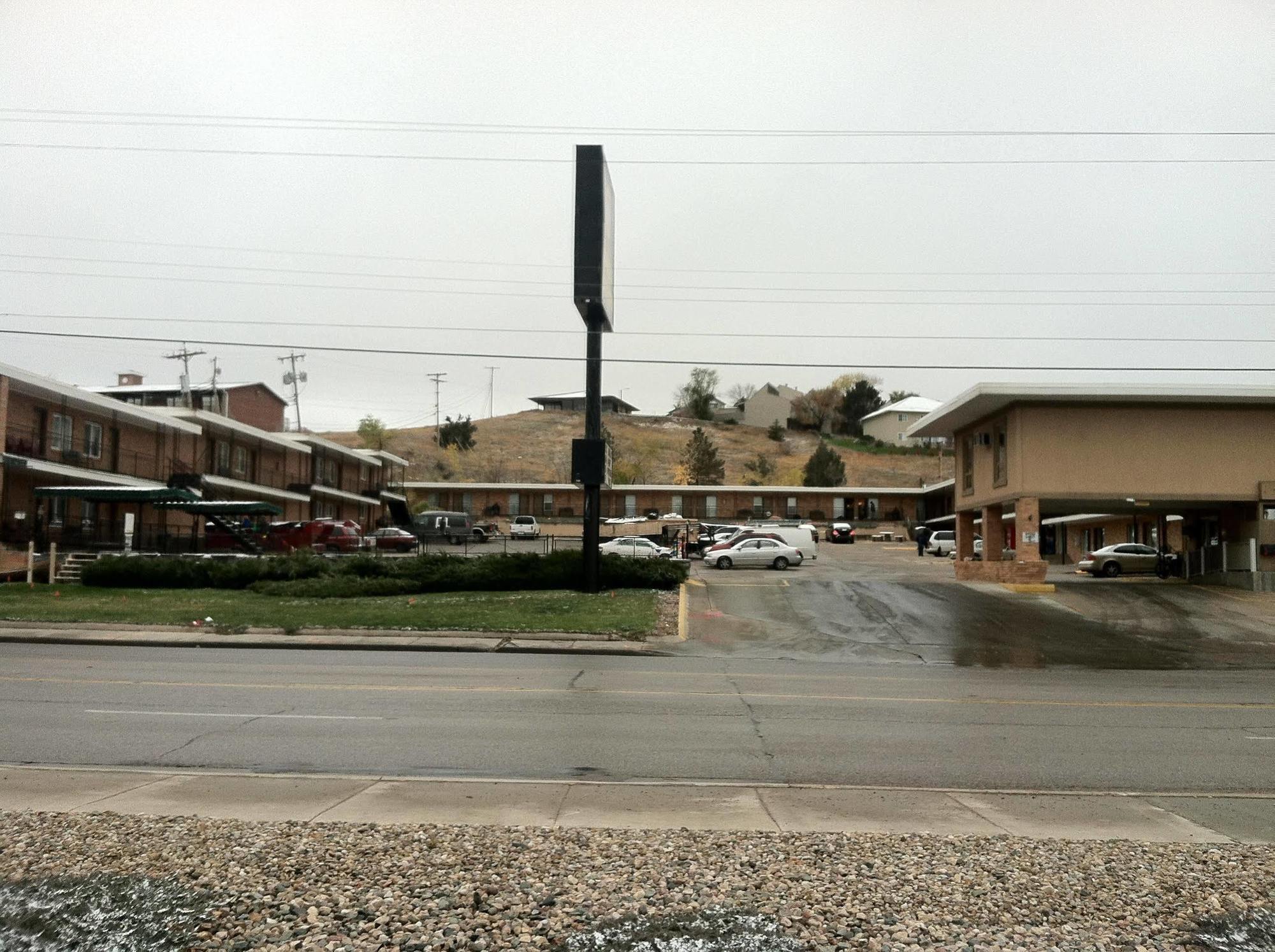 M Star Rapid City Exterior photo